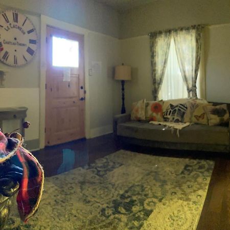 Irenehouse Victorian Inn ซาคราเมนโต ภายนอก รูปภาพ